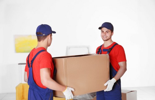 Local movers planning a Redbridge home removal